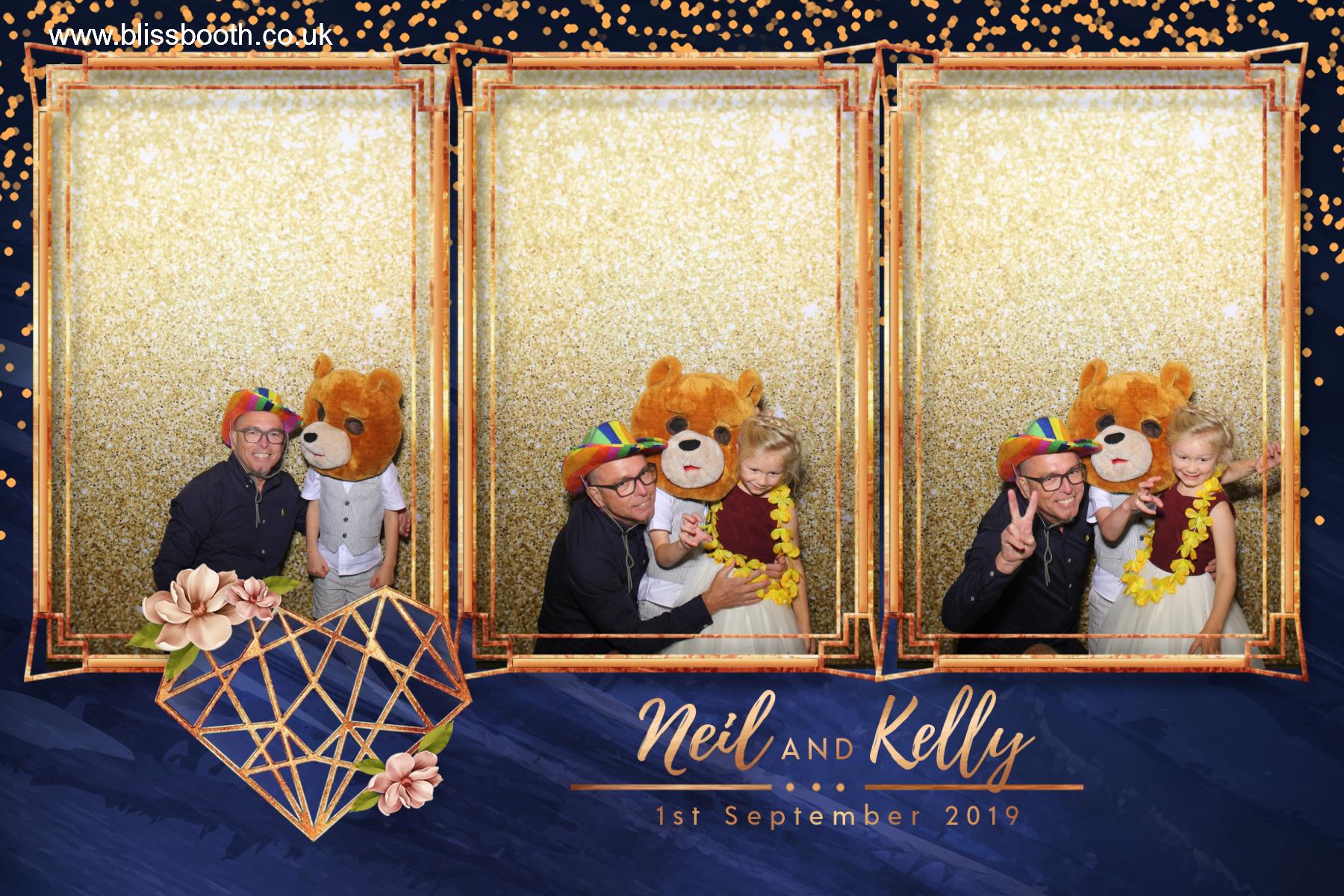 Neil and Kelly | View more photos from the event at gallery.blissbooth.co.uk/u/BlissBooth/Neil-and-Kelly